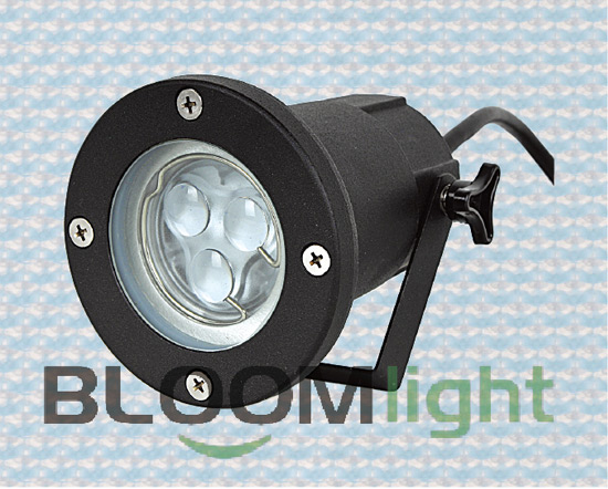 LED underwater lamp is made use of best superbright LED as light source,the bulb can be shined 100000 hours.Each underwater lamp is made up of 360PCS light sources(120Red Lighting,120Blue Lighting,120Green Lighting).Good light source material make lamp longer life and best lighting effects.LED underwater lamp is connected with one five core wire and control system.The whole system is including one DMX controller,one distribution box and can be put underwater lamp and distributor.The whole lamp is combined very perfect.LED underwater lamp is used underwater,need bear certain press,so usually use stainless steel material,8-10MM tempered glass,good quality waterproof joint,silica gel and rubber seal,arc-shaped,multi-angle,reflected tempered glass,waterproof,dustproof,anticreep,corrosionresisting.