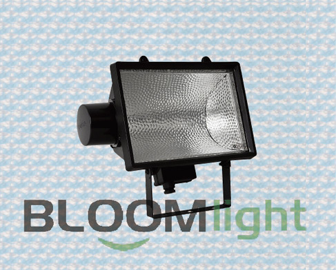 High brightness, good color, soft light, a wide range should be in various places.Choose Bloom Lighting,your best quality Flood Light.Operating Voltage: 110-230V/50HzMax Watt: 36W	Lamp holder: E27Die casting Aluminum BodyAvailable in Class 1, IP44